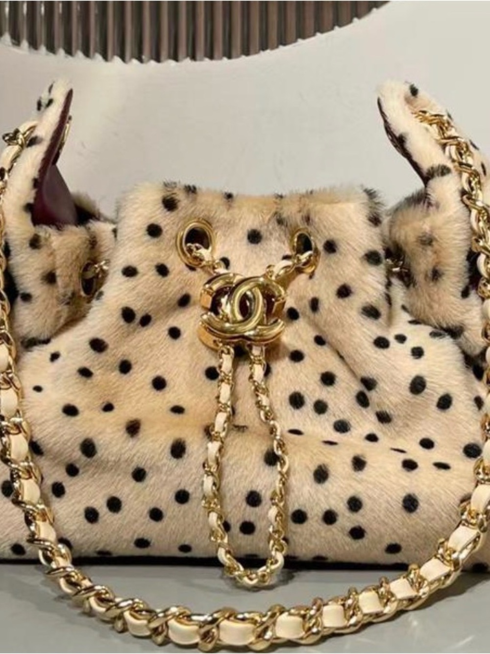 CC Cream with Black Polka Dot Shearling Shoulder Bag - Picture 11 of 14